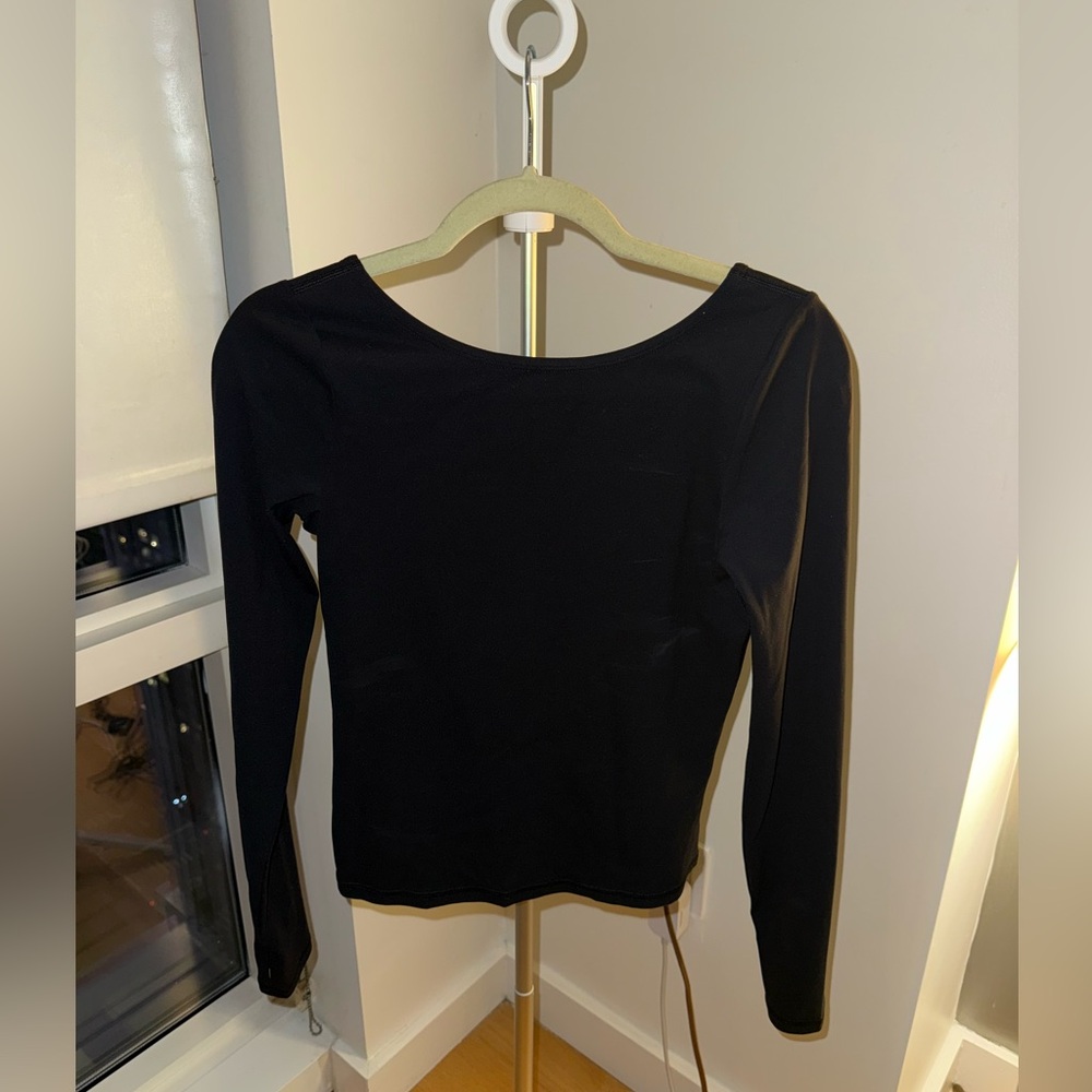 Aritzia activewear